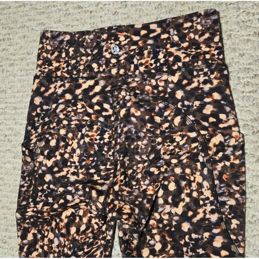 Lululemon Invigorate High-Rise Tight athletic leggings Motion Flux Multi Size 4